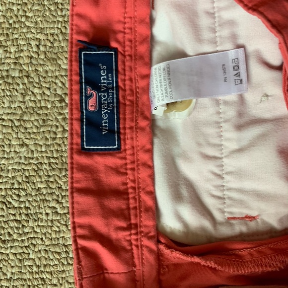 Vineyard vines club shorts 9 inch - Picture 3 of 3